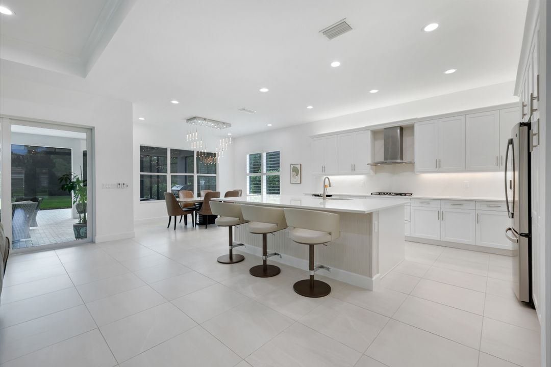 11698 Jasper Ct, Naples, FL 34120