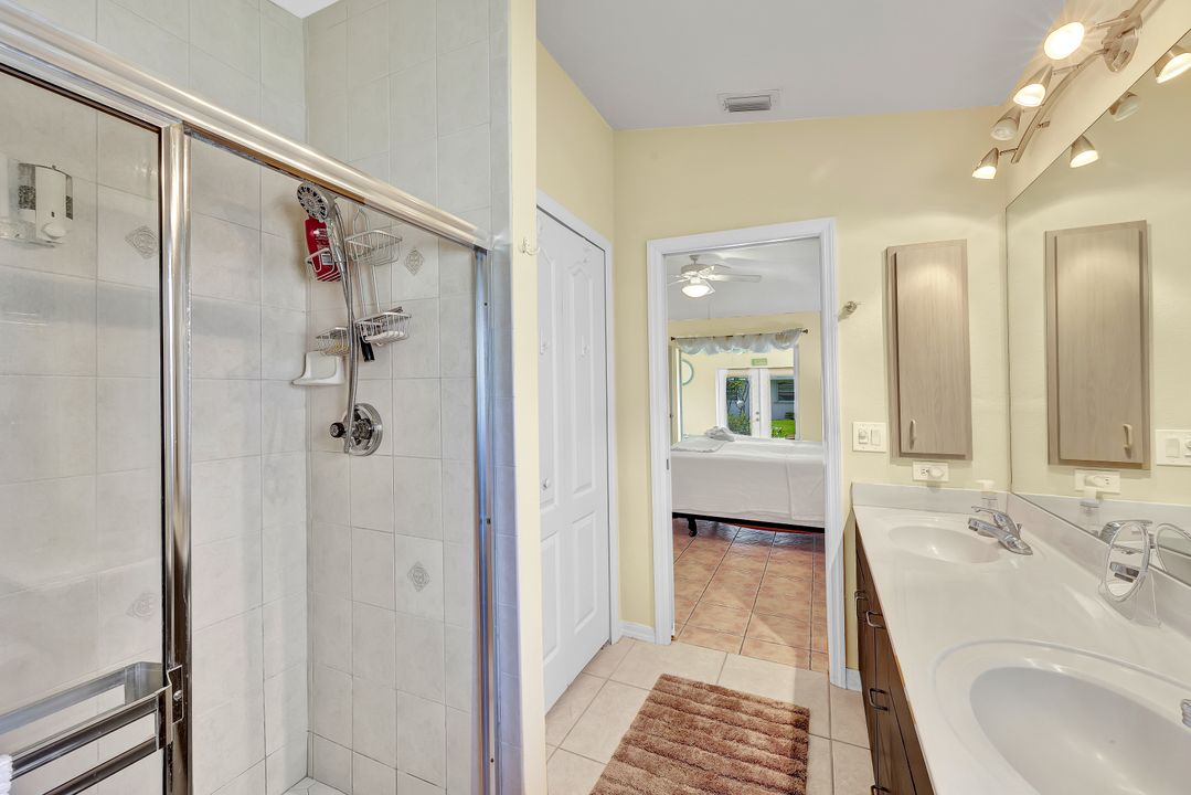 5244 SW 19th Ave, Cape Coral, FL 33914