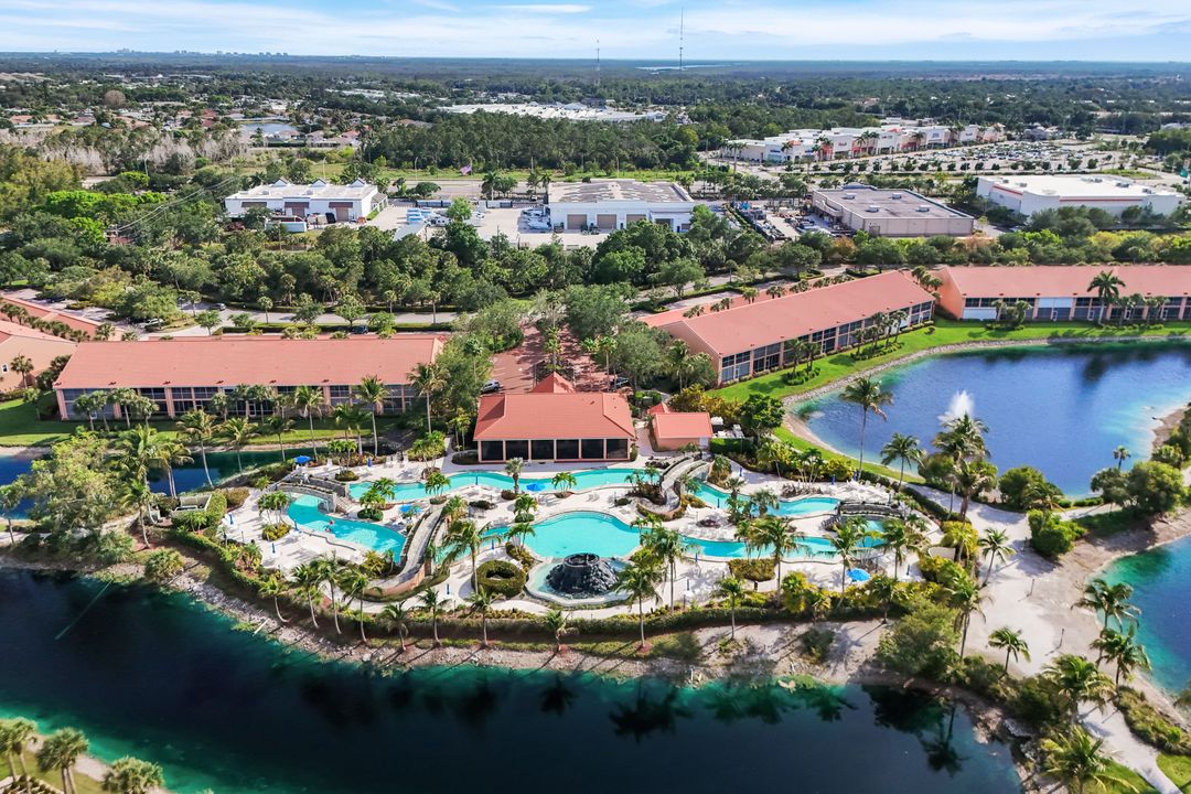 6830 Beach Resort Dr #4, Naples, FL 34114