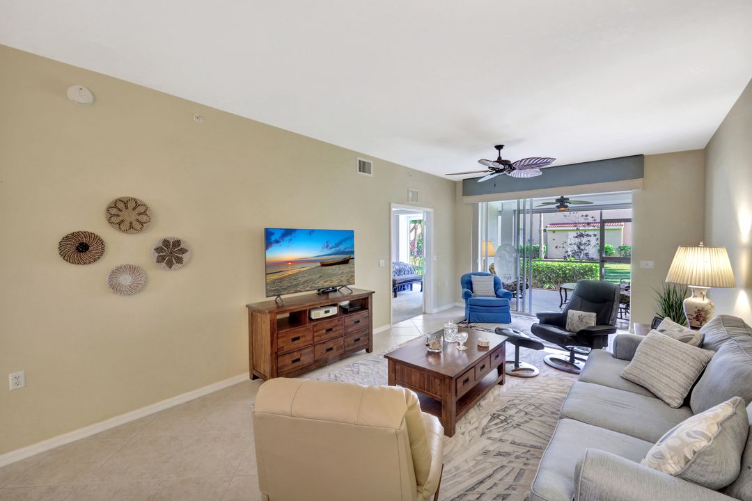 2395 Bayou Ln #01, Naples, FL 34112