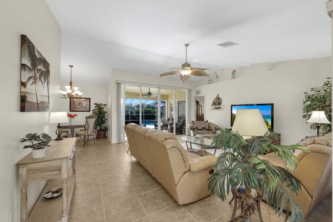 401 NW 18th Ave, Cape Coral, FL 33993