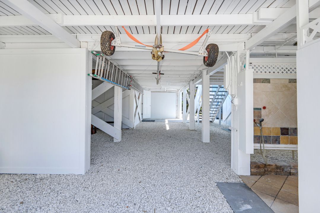 746 Cardium St, Sanibel, FL 33957