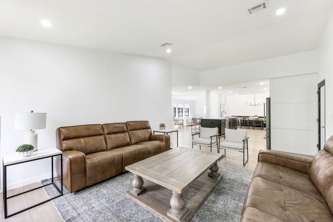 6170 Neal Rd, Fort Myers, FL 33905