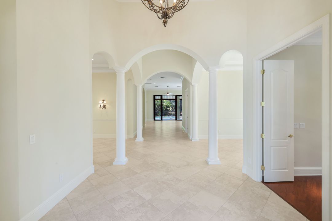 16834 Cabreo Dr, Naples, FL 34110