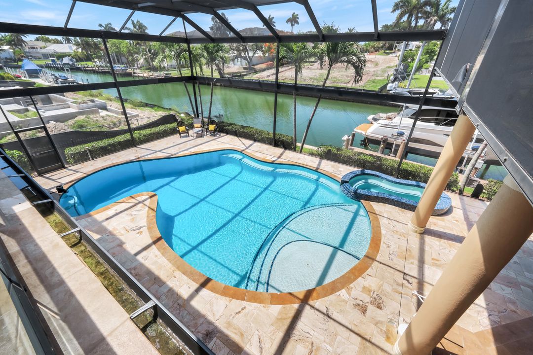 1658 McIlvaine Ct, Marco Island, FL 34145