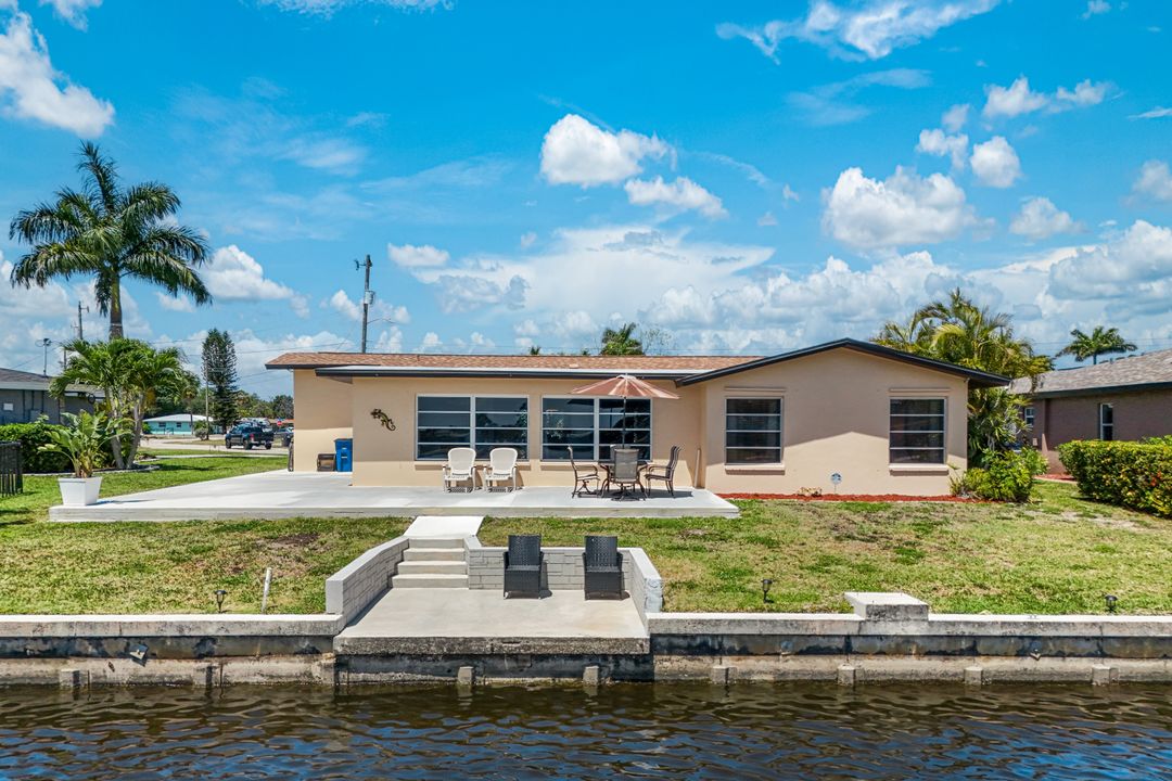 4530 Vinsetta Ave, North Fort Myers, FL 33903