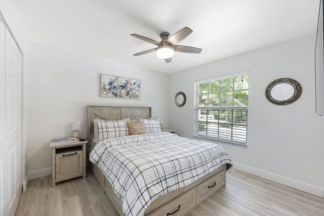 824 Tanbark Dr #204, Naples, FL 34108