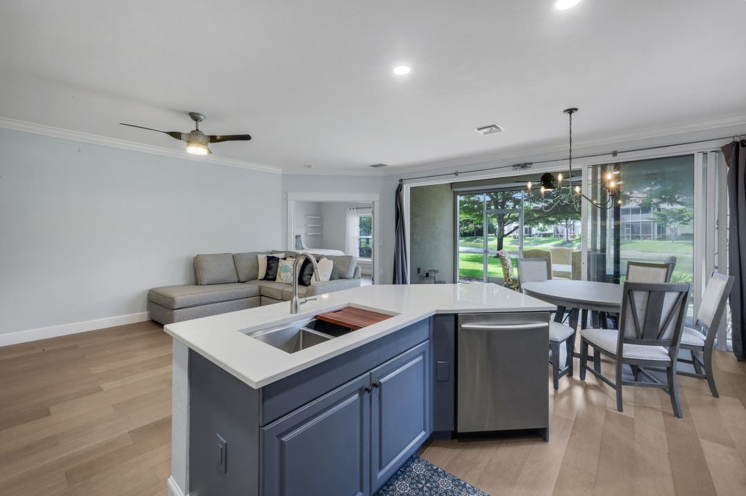 6355 Lexington Ct #102, Naples, FL 34110