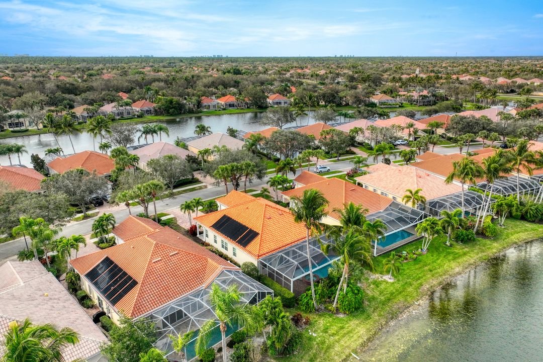 2885 Hatteras Way, Naples, FL 34119