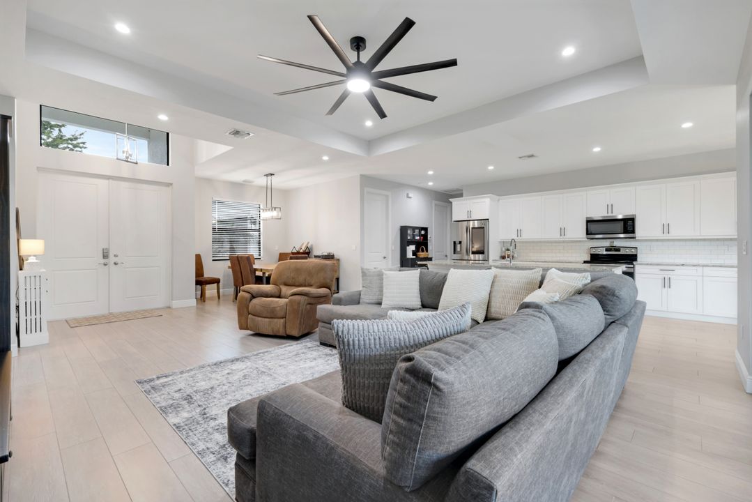 763 35th Ave NW, Naples, FL 34120