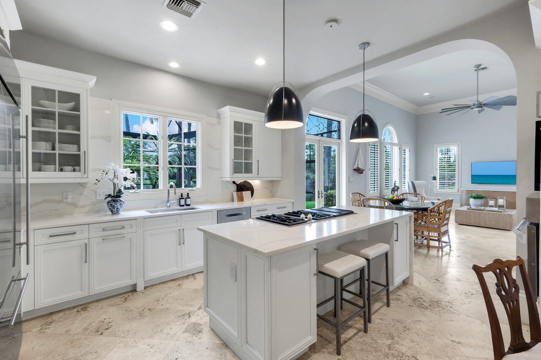 4650 Via Roma, Bonita Springs, FL 34134