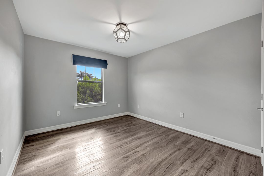 7265 Wilton Dr N, Naples, FL 34109