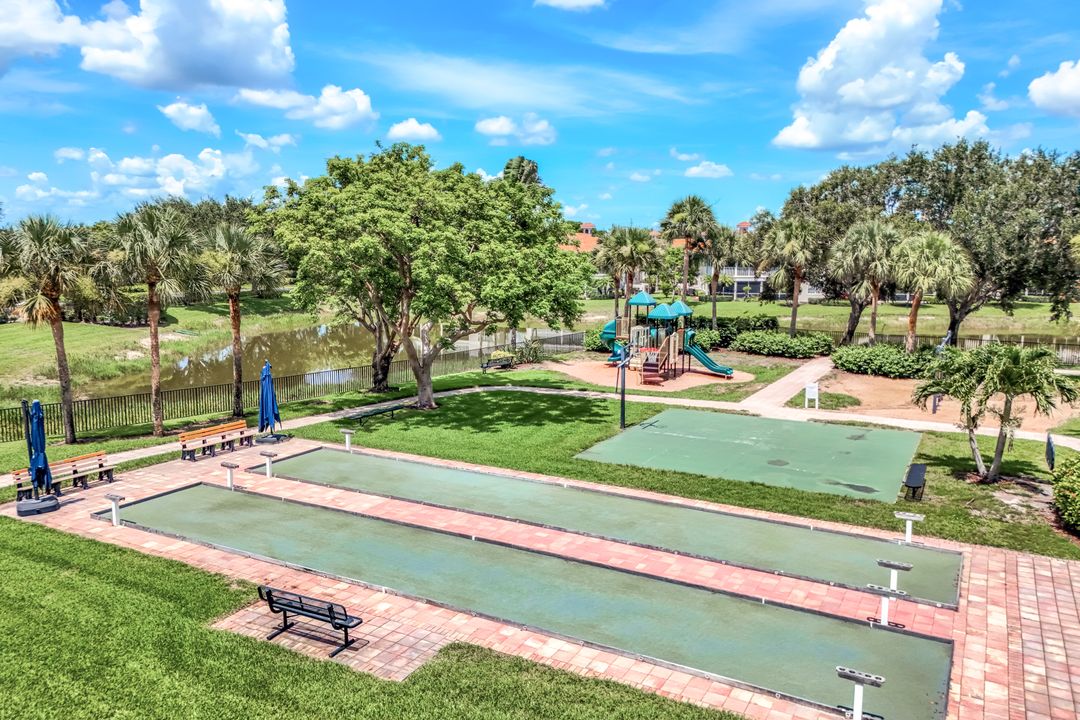 3082 Windsong Ct #303, Naples, FL 34109