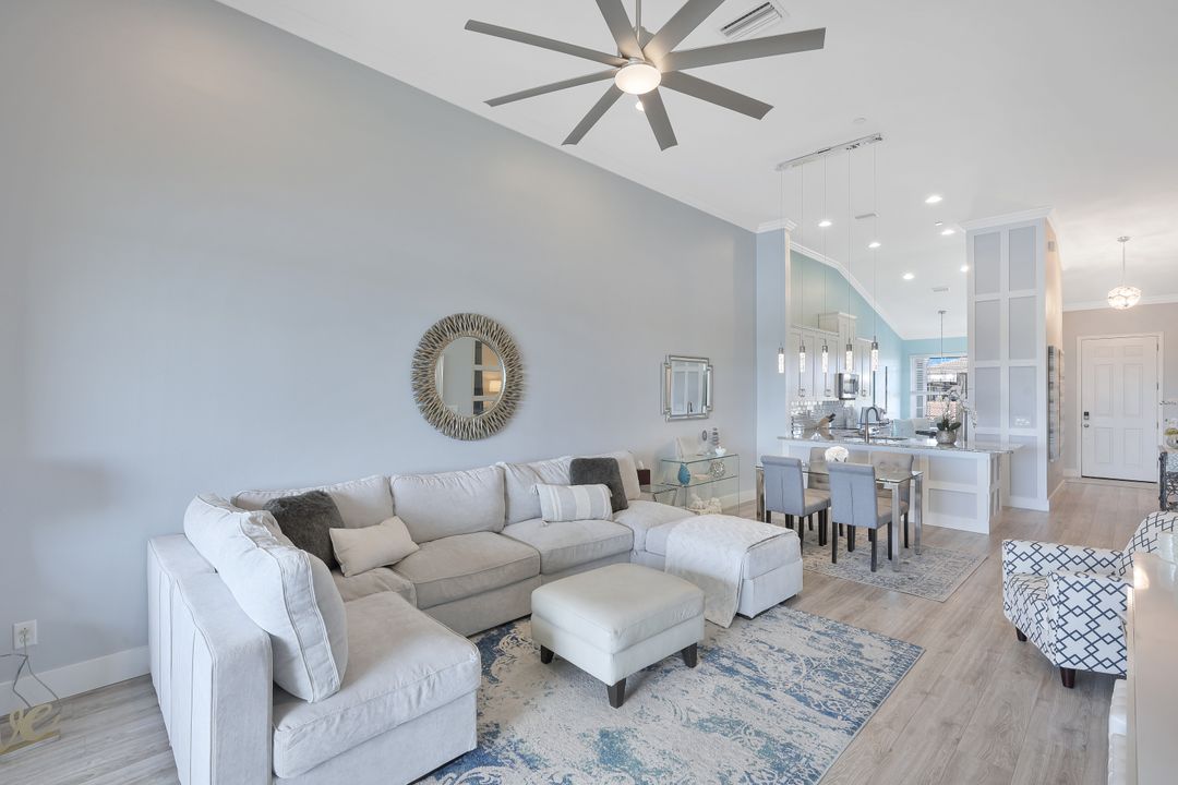 9385 Pocida Ct #203, Naples, FL 34119