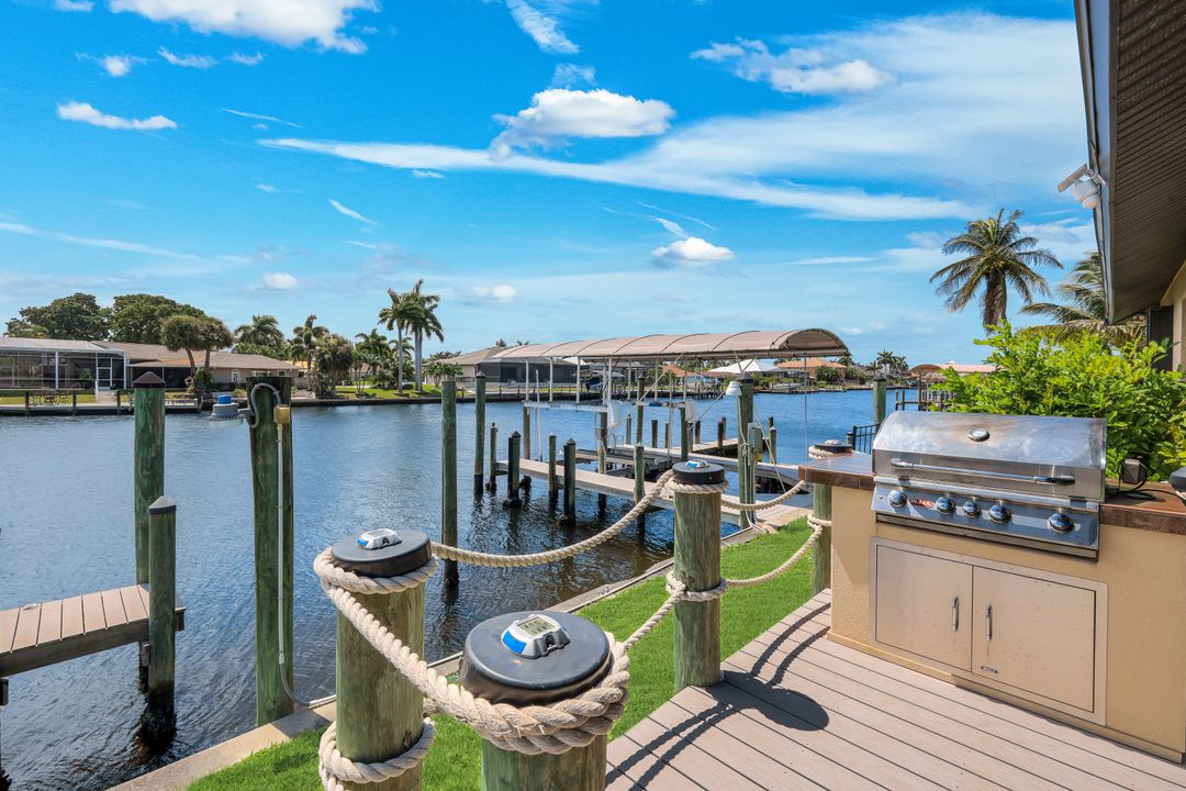 101 SW 50th St, Cape Coral, FL 33914