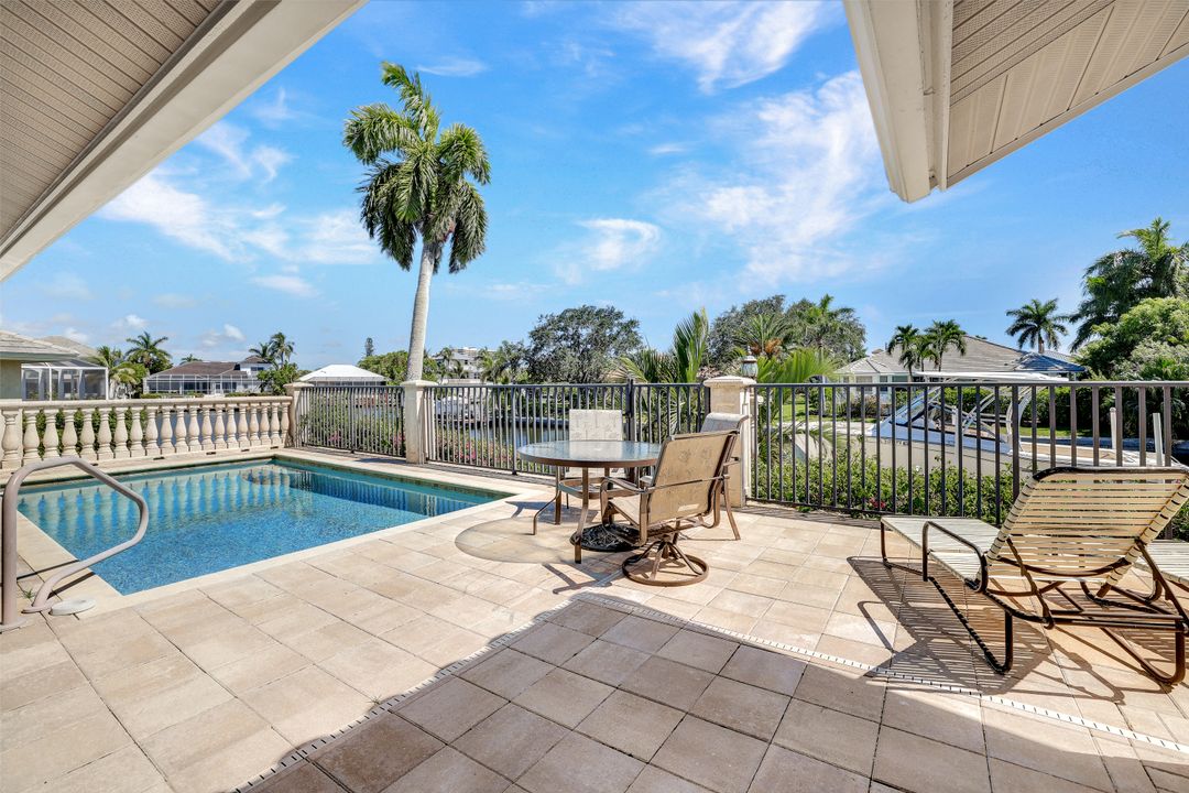 421 Cottage Ct, Marco Island, FL 34145
