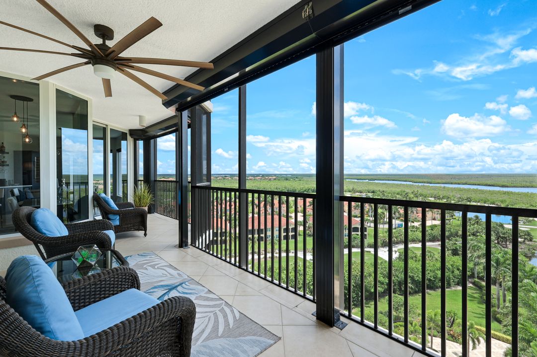 1060 Borghese Ln #902, Naples, FL 34114