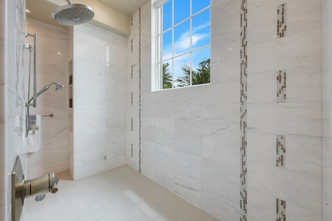 3150 Dahlia Way, Naples, FL 34105