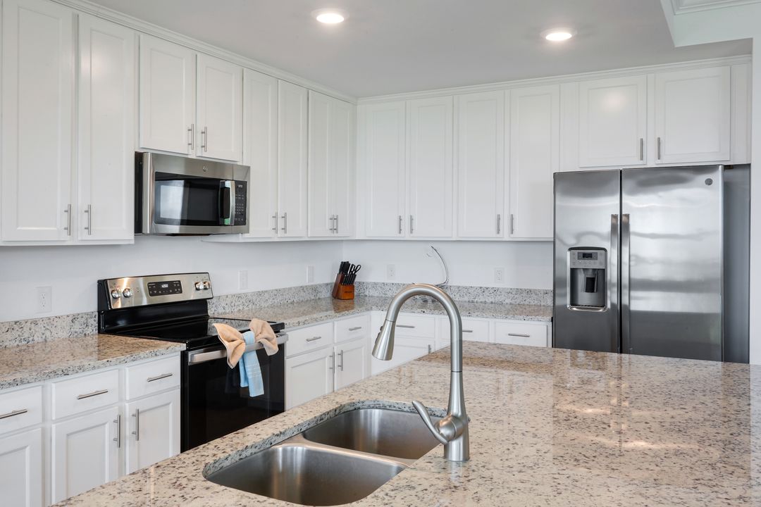 43010 Greenway Blvd #233, Punta Gorda, FL 33982