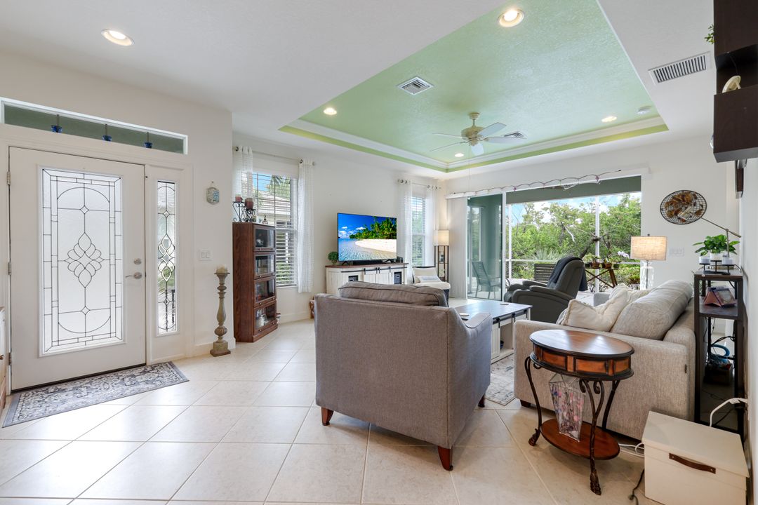 10436 Peso Del Rio Dr, Fort Myers, FL 33908