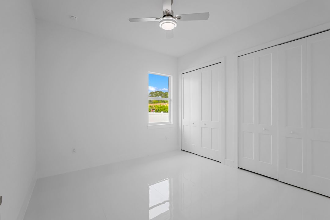 9107 Henry Rd, Fort Myers, FL 33967