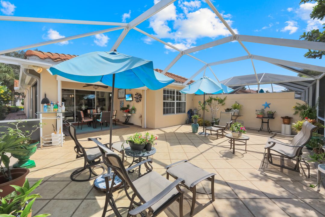 5425 Guadeloupe Way, Naples, FL 34119