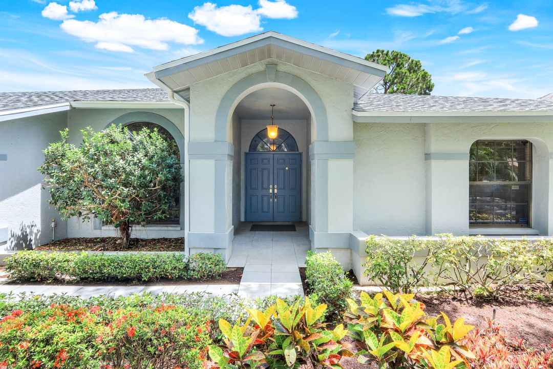 9371 Windlake Dr, Fort Myers, FL 33967