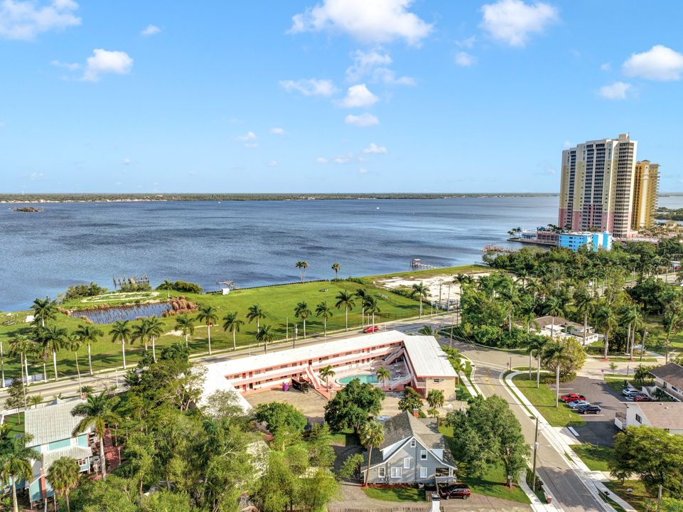 2590 First St #101, Fort Myers, FL 33901