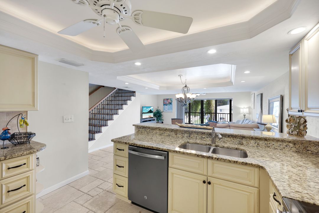 1400 Blue Point Ave #202, Naples, FL 34102