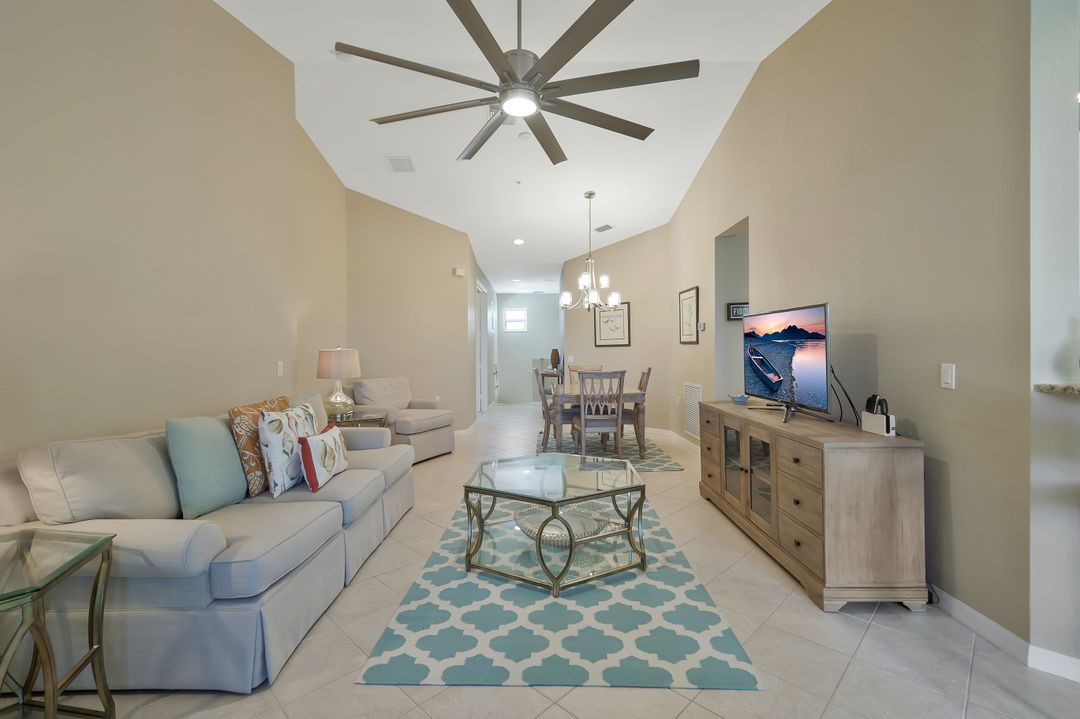 4665 Hawks Nest Way #203, Naples, FL 34114