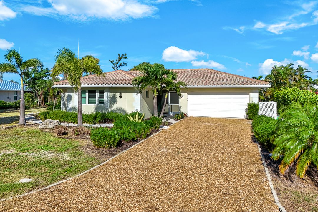 707 Durion Ct, Sanibel, FL 33957