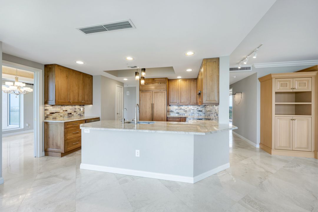 4801 Bonita Bay Blvd #34134, Bonita Springs, FL 34134