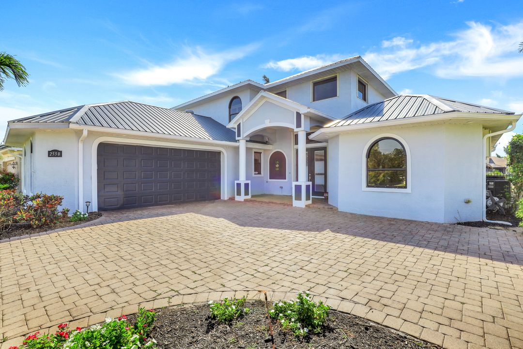 2550 SW 27th Pl, Cape Coral, FL 33914