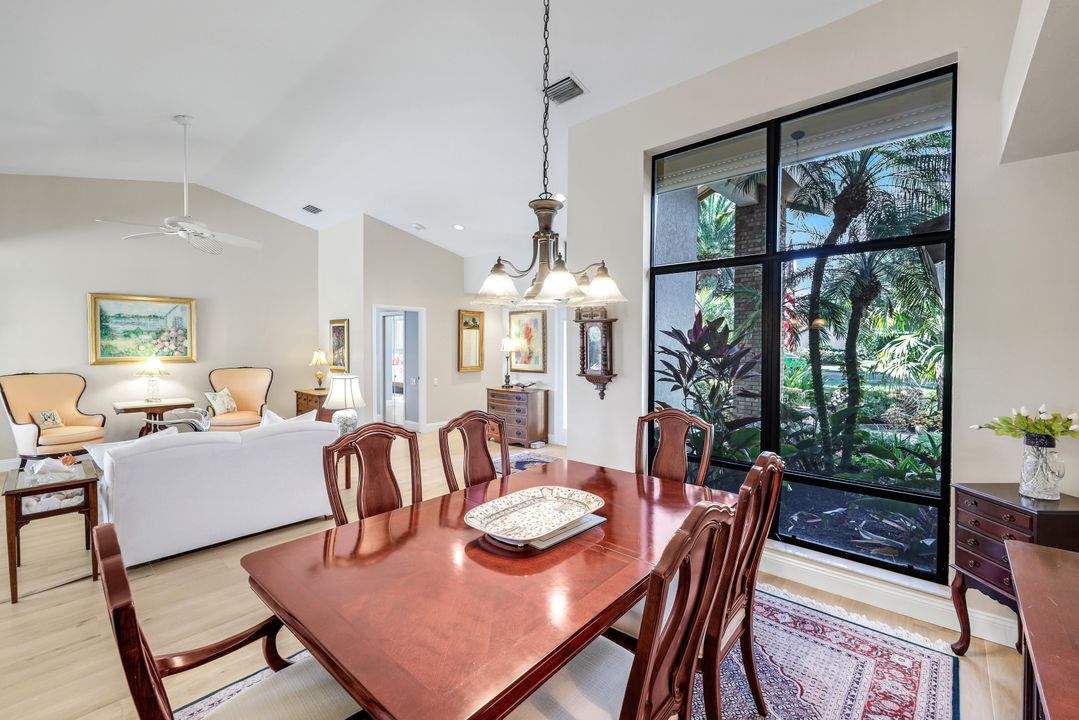 11510 Tanager Ct, Naples, FL 34119