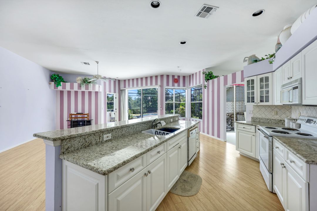 24949 Bay Cedar Dr, Bonita Springs, FL 34134