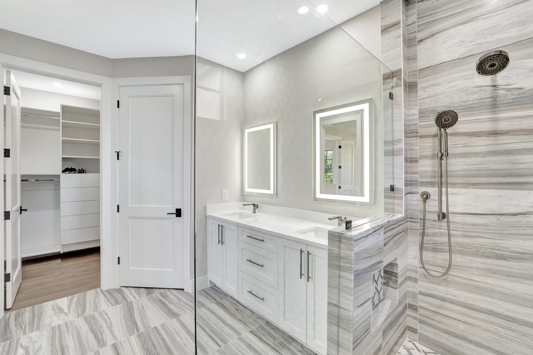 9037 Alturas St #3705, Naples, FL 34113