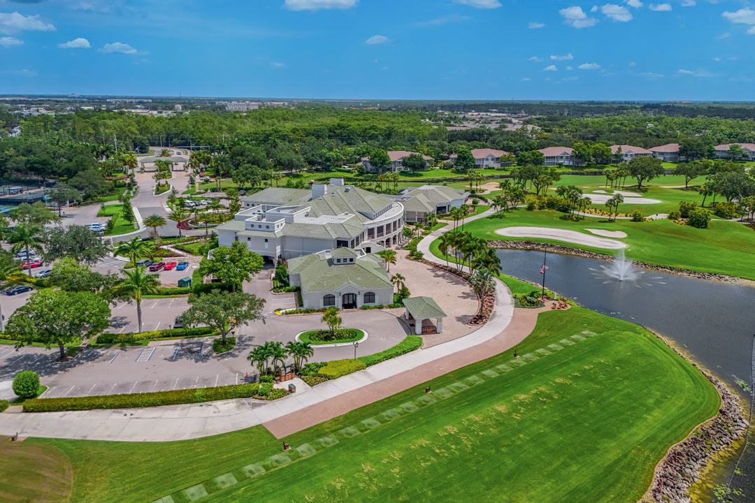 2988 St Barnabas Ct, Naples, FL 34105
