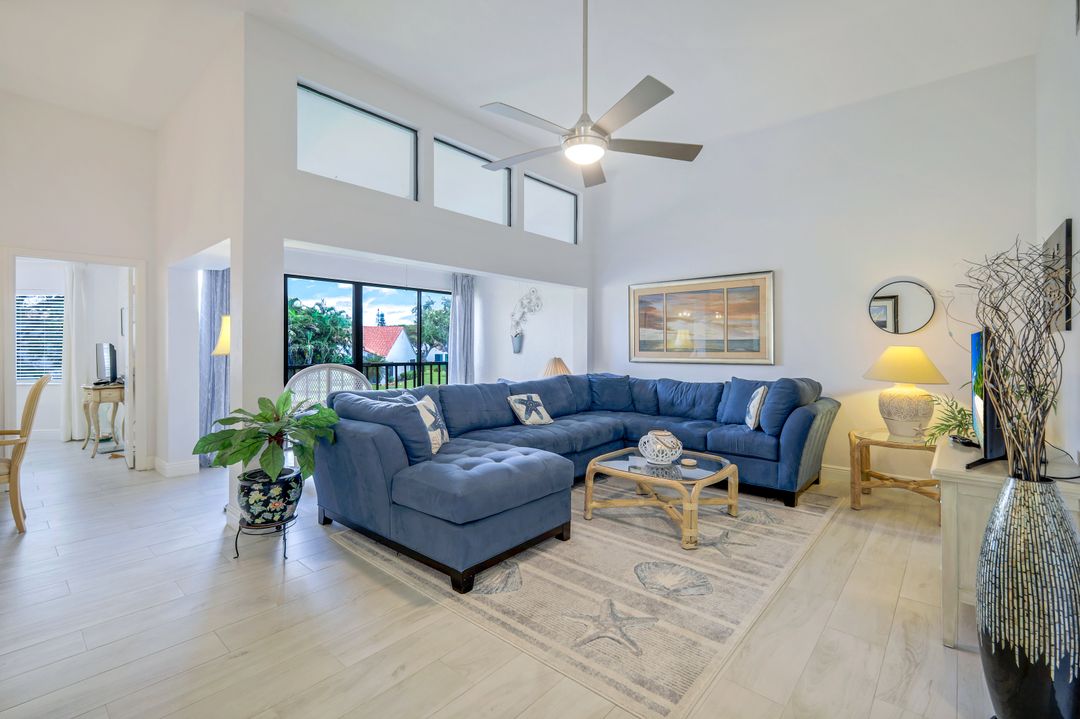 637 Beachwalk Cir #E-203, Naples, FL 34108