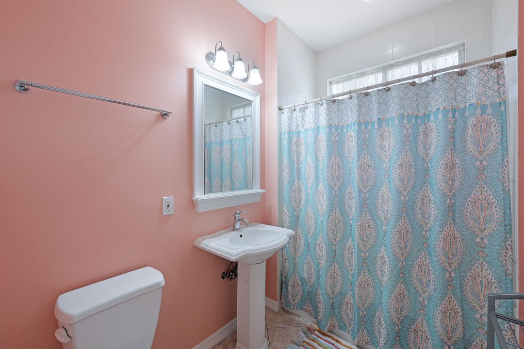 2240 Hawksridge Dr #2201, Naples, FL 34105