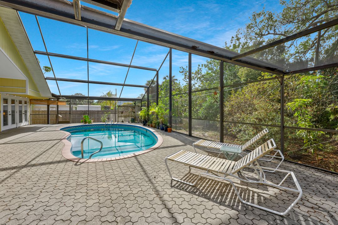 10370 Main Dr, Bonita Springs, FL 34135