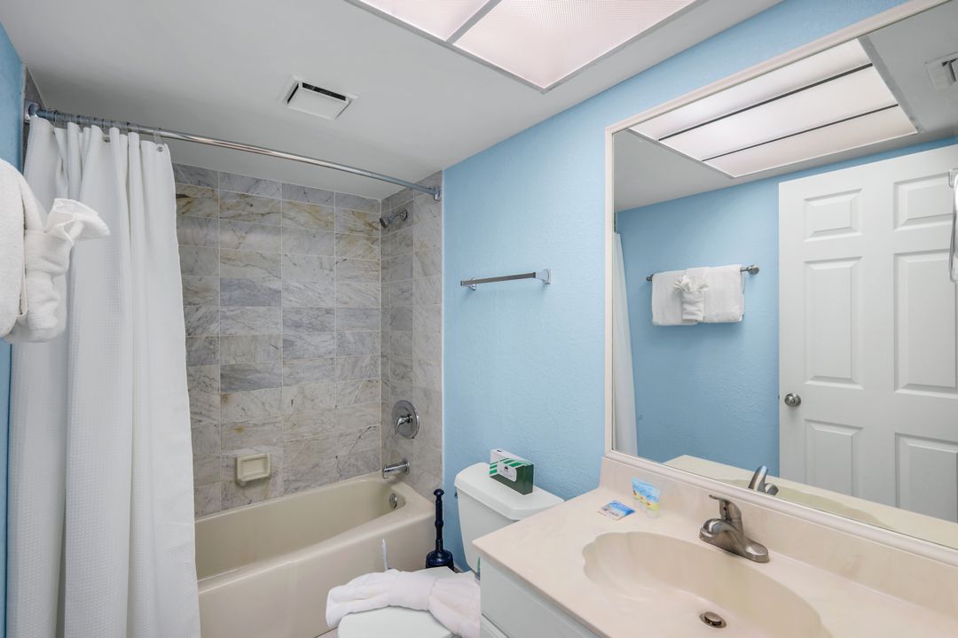 1401 Middle Gulf Dr #T 401, Sanibel, FL 33957