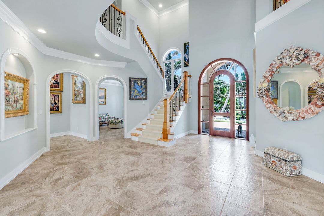 491 Wedge Dr, Naples, FL 34103
