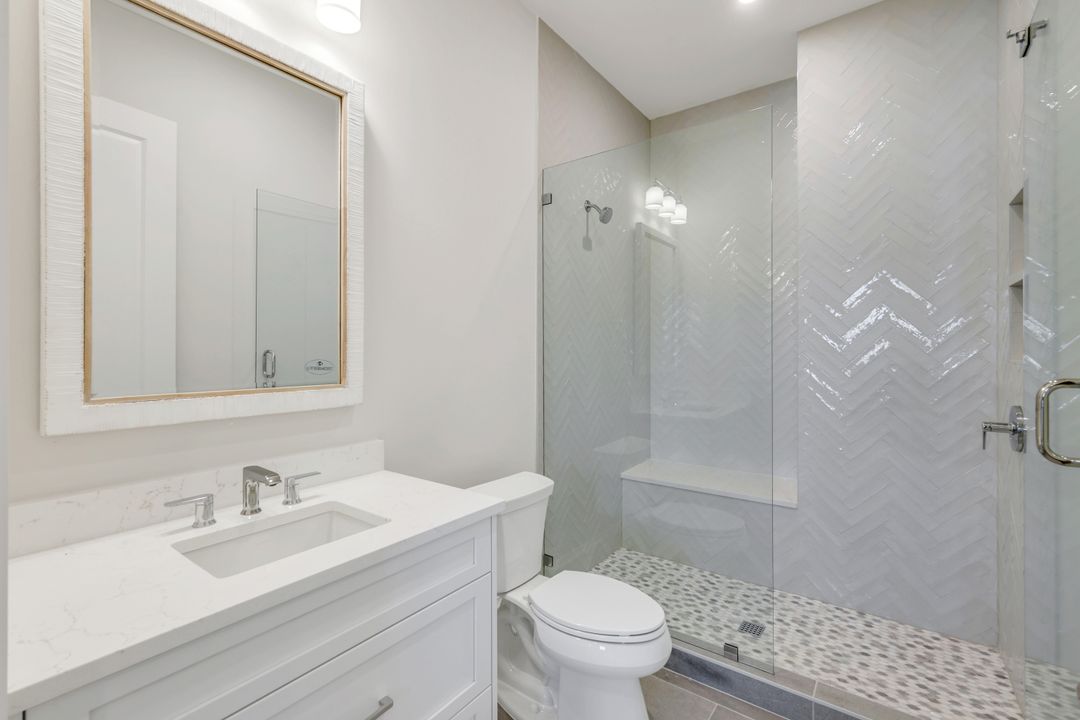 713 Nautilus Ct, Marco Island, FL 34145