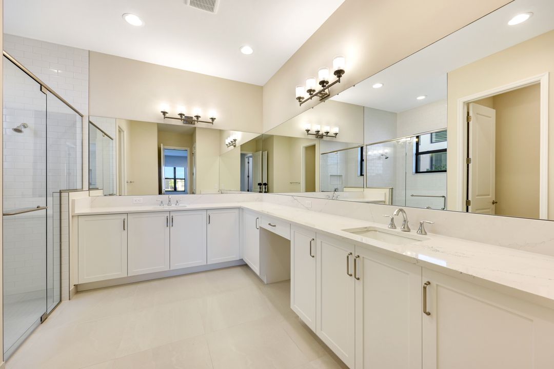 12650 Alderson Ave, Estero, FL 33928