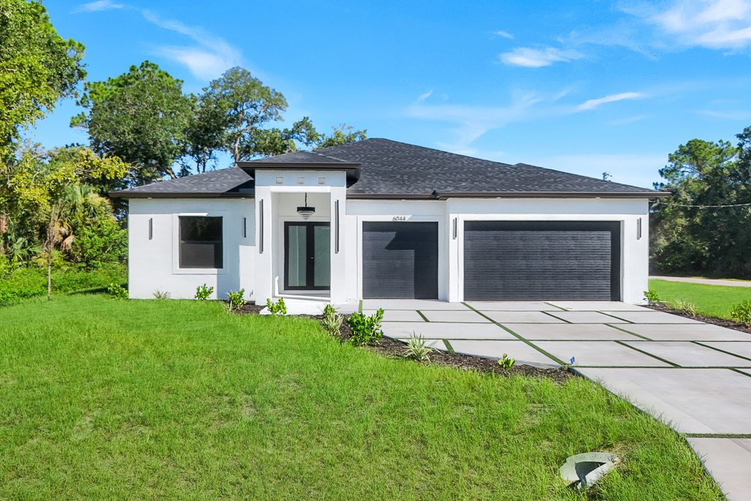 6044 Acorn Cir, LaBelle, FL 33935