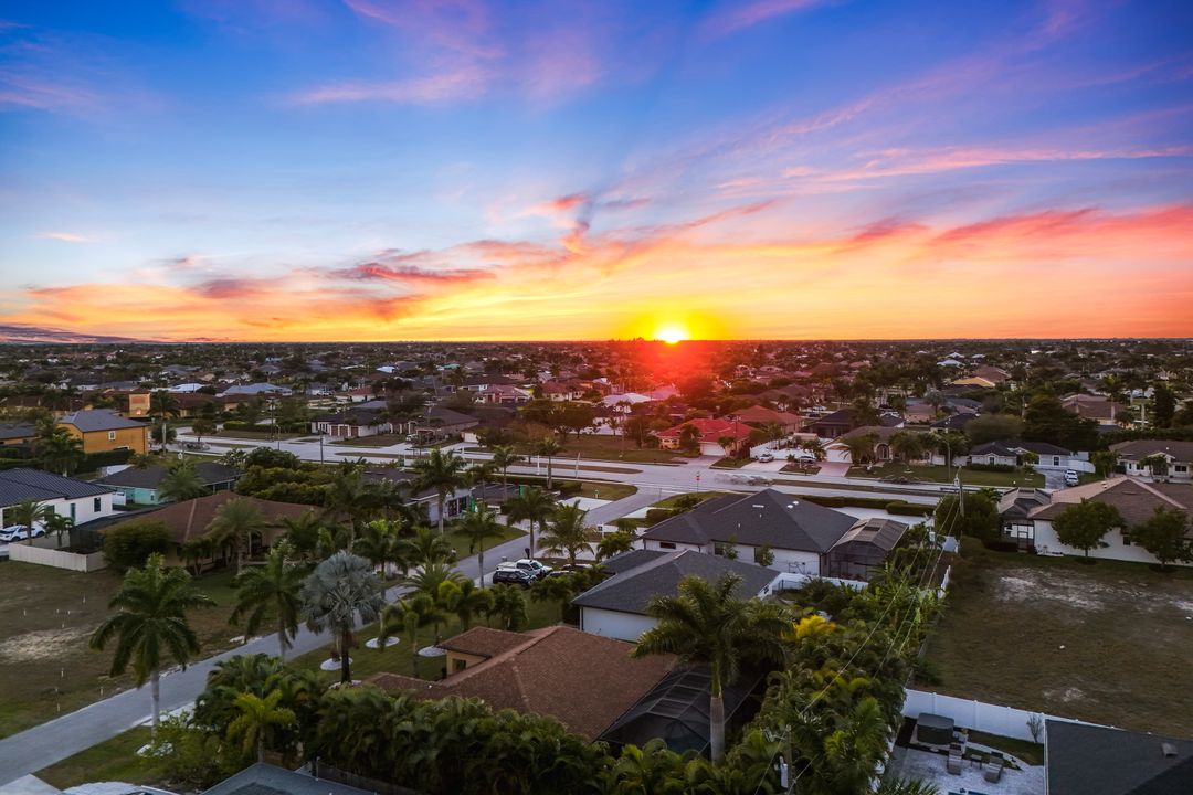 1513 SW 43rd Ln, Cape Coral, FL 33914