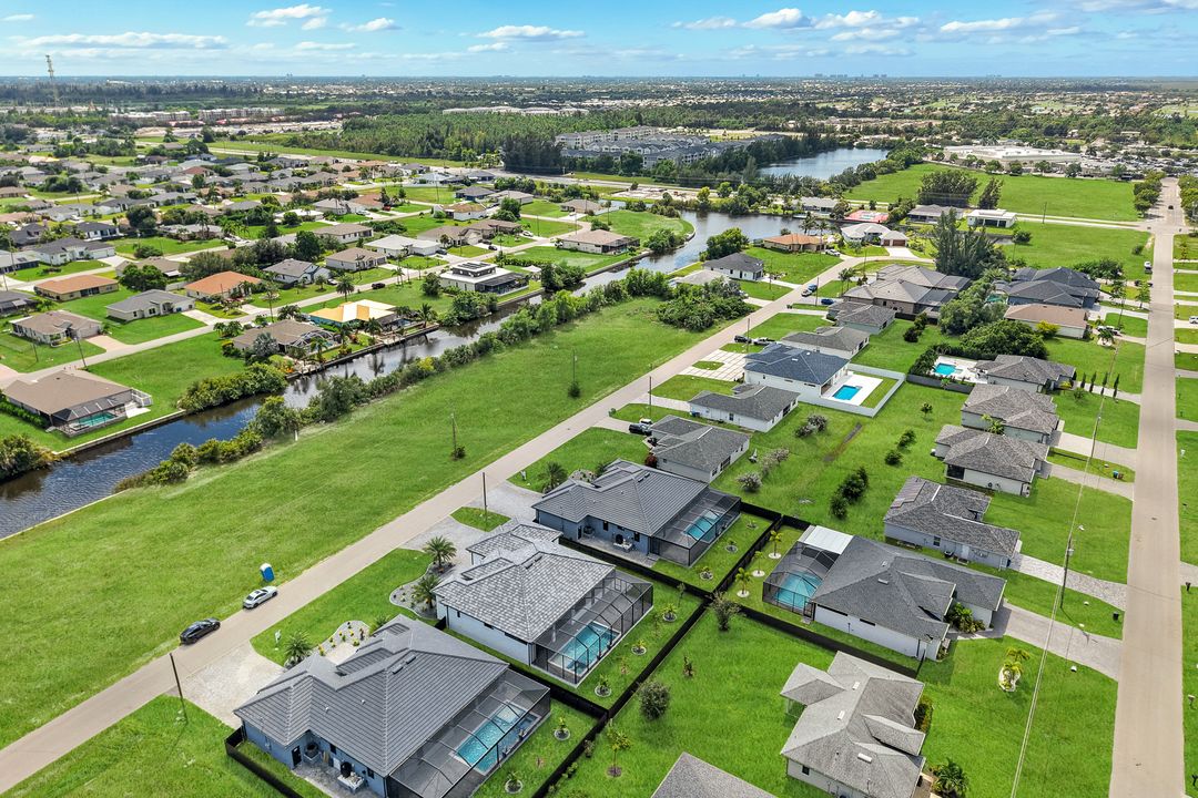342 SW 31st Ave, Cape Coral, FL 33991