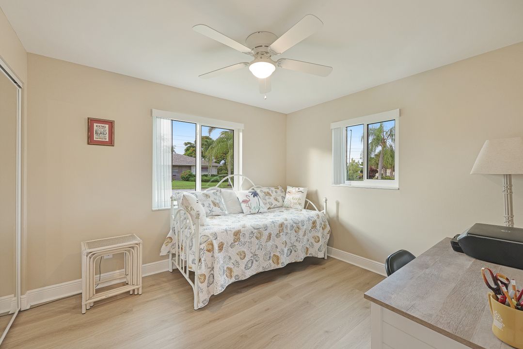 1751 Lakeview Blvd, North Fort Myers, FL 33903