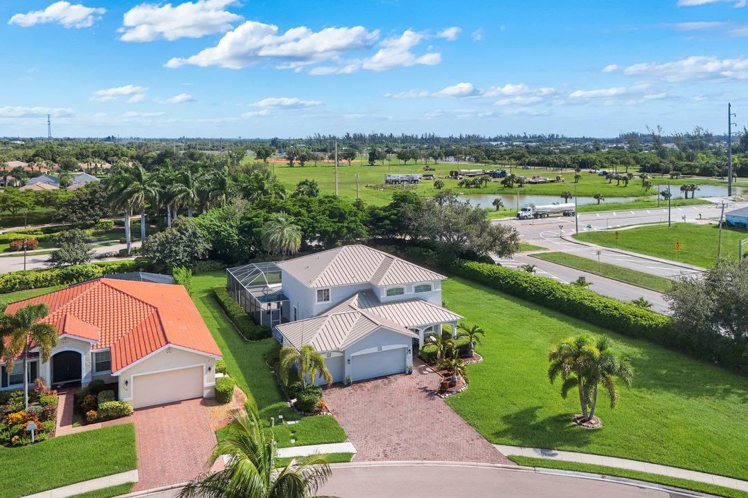 2545 Ashbury Cir, Cape Coral, FL 33991