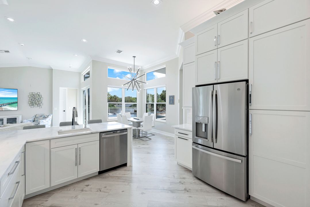 2179 Canary Island Cove, Naples, FL 34119